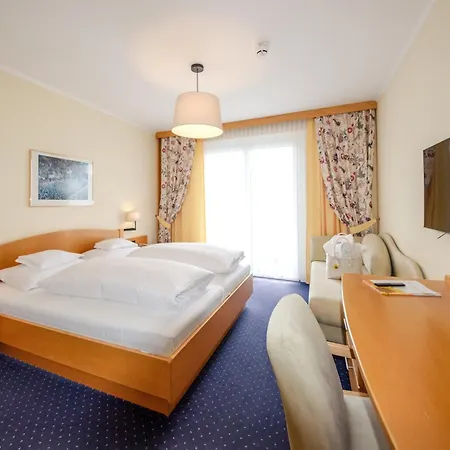 Ossiacher Hotel 4*